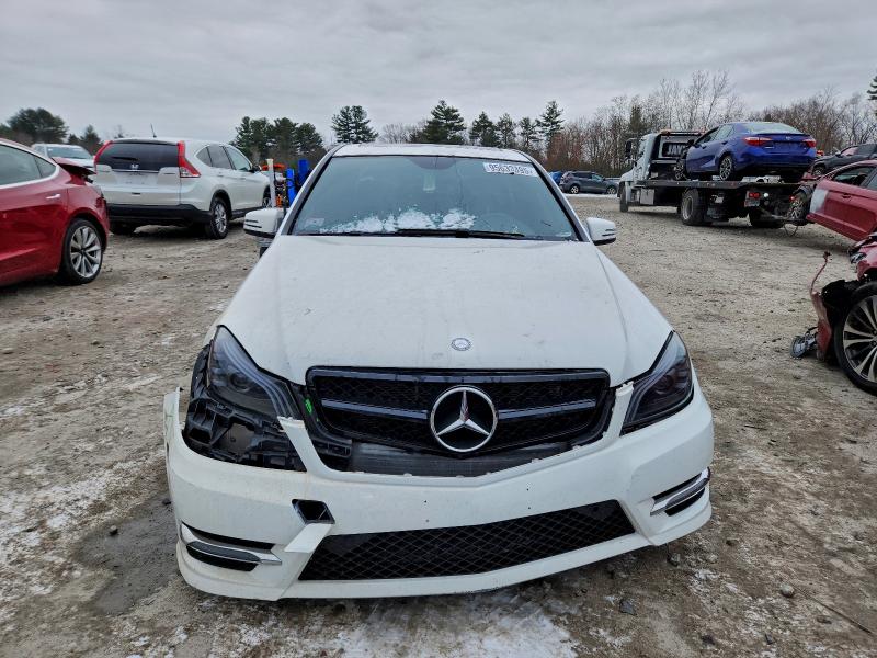 95633395 :رقم المزاد ، WDDGF8AB1DR280627 vin ، 2013 Mercedes-benz C مزاد بيع
