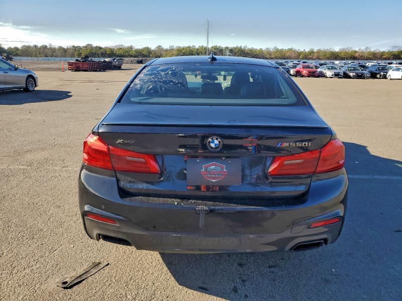 95110845 :رقم المزاد ، WBAJB9C56JG464233 vin ، 2018 Bmw M550xi مزاد بيع