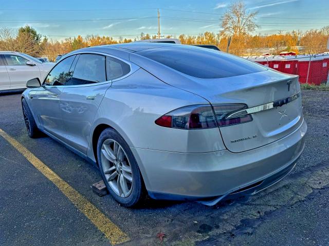 Продажа на аукционе авто 2013 Tesla Model S, vin: 5YJSA1CN1DFP26170, номер лота: 96016875