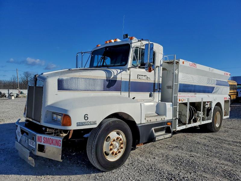 Продажа на аукционе авто 1989 Kenworth T600, vin: 1XKAD59X2KS528379, номер лота: 96276825