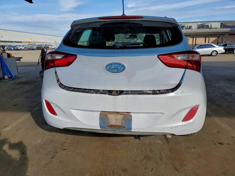 Продаж на аукціоні авто 2017 Hyundai Elantra Gt, vin: KMHD35LH1HU381297, номер лоту: 97358745