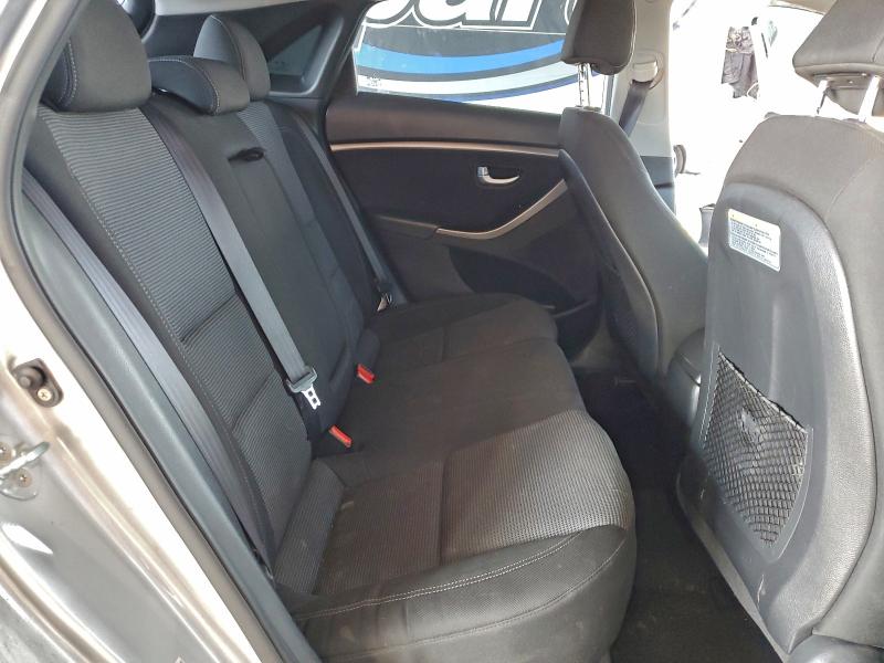 Продаж на аукціоні авто 2017 Hyundai Elantra Gt, vin: KMHD35LH4HU383190, номер лоту: 97374195