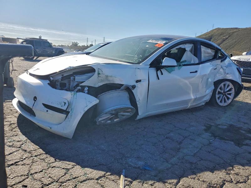 Продажа на аукционе авто 2022 Tesla Model 3, vin: 5YJ3E1EA6NF242550, номер лота: 94289615