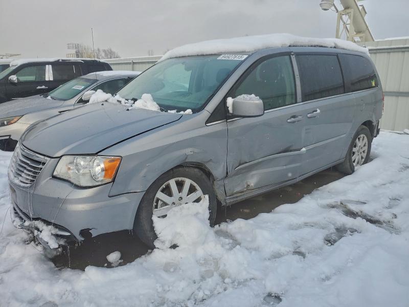94927615 :رقم المزاد ، 2C4RC1BG2FR655015 vin ، 2015 Chrysler Town & Country مزاد بيع