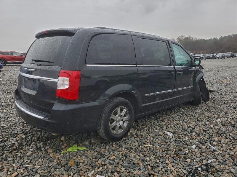 95483595 :رقم المزاد ، 2C4RC1BG8DR519744 vin ، 2013 Chrysler Town & Country مزاد بيع