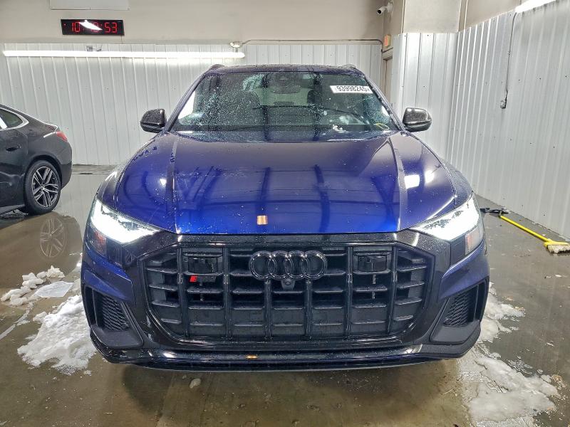 Продаж на аукціоні авто 2021 Audi Sq8, vin: WA1CWBF19MD033840, номер лоту: 93998245