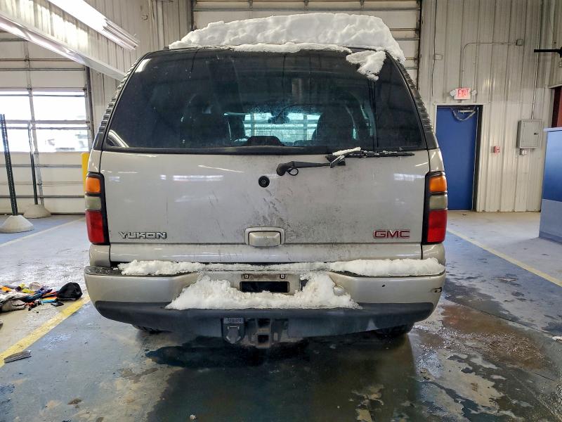 95970415 :رقم المزاد ، 1GKEK63UX4J128641 vin ، 2004 Gmc Yukon مزاد بيع