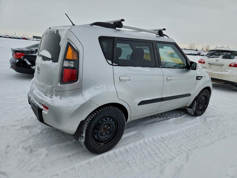 96063855 :رقم المزاد ، KNDJT2A20A7061400 vin ، 2010 Kia Soul + مزاد بيع