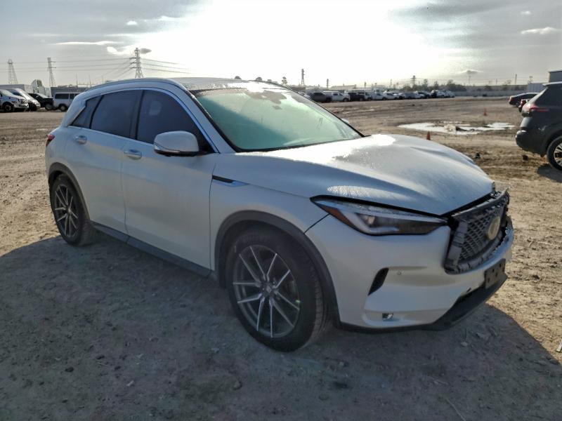 97976825 :رقم المزاد ، 3PCAJ5M30KF104849 vin ، 2019 Infiniti Qx50 مزاد بيع
