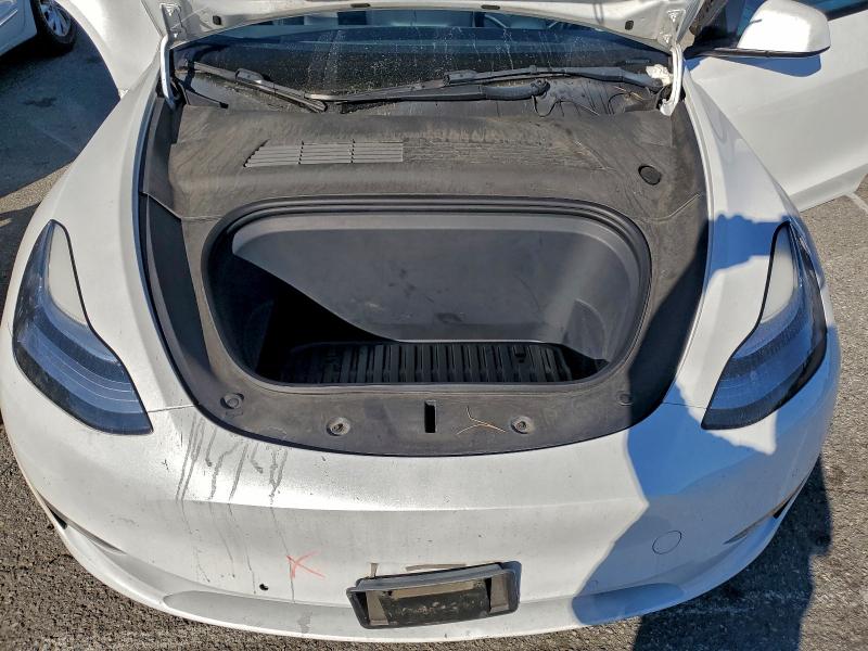 2021 Tesla Model Y მანქანა იყიდება აუქციონზე, vin: 5YJYGAEE4MF160091, აუქციონის ნომერი: 93749425