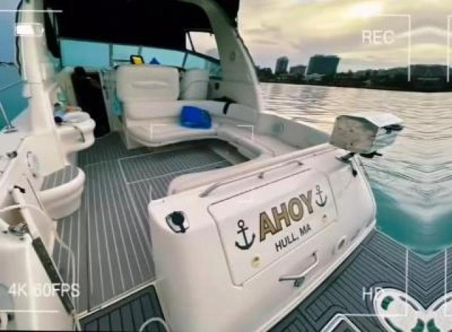 Продаж на аукціоні авто 1998 Sea Ray Sea Ray 33ft., vin: SERT3760C898, номер лоту: 97335125