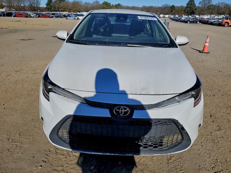 97306175 :رقم المزاد ، JTDEPMAEXMJ138793 vin ، 2021 Toyota Corolla Le مزاد بيع