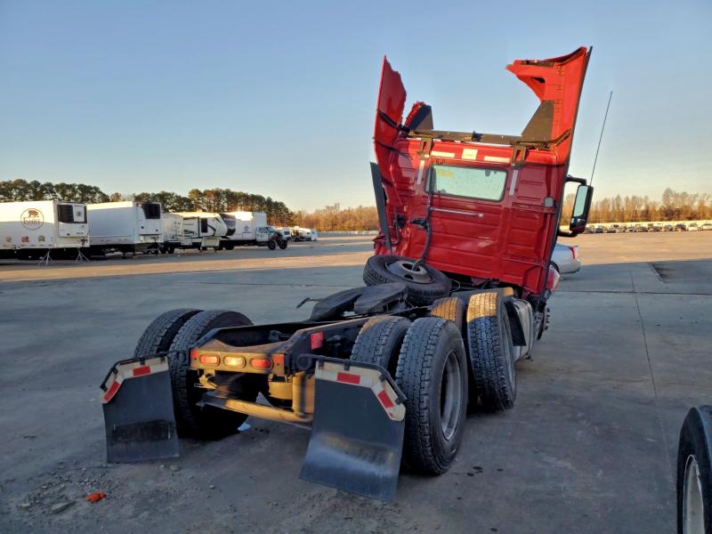 2023 Volvo Vnr მანქანა იყიდება აუქციონზე, vin: 4V4WC9EG0PN614690, აუქციონის ნომერი: 96557685