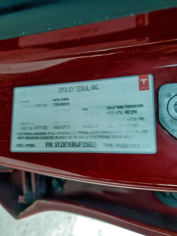 93418015 :رقم المزاد ، 5YJ3E1EB0JF120026 vin ، 2018 Tesla Model 3 مزاد بيع