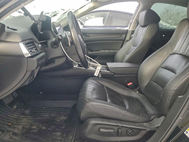 Продажа на аукционе авто 2019 Honda Accord, vin: 1HGCV1F98KA806595, номер лота: 93955445