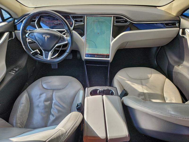 94360345 :رقم المزاد ، 5YJSA1DG8DFP03663 vin ، 2013 Tesla Model S مزاد بيع