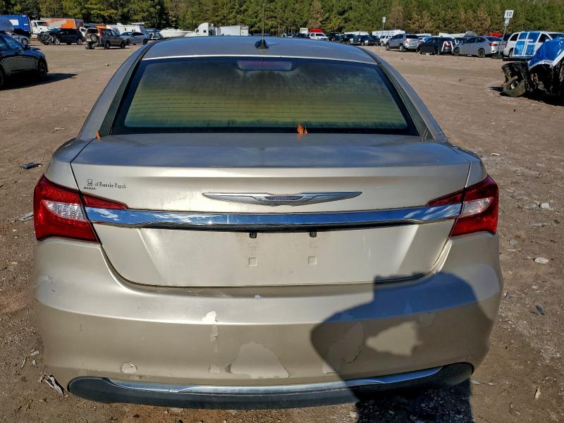 2013 Chrysler 200 მანქანა იყიდება აუქციონზე, vin: 1C3CCBAB3DN715092, აუქციონის ნომერი: 45946786