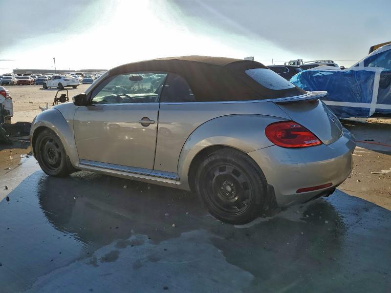 94696545 :رقم المزاد ، 3VW517AT8FM808362 vin ، 2015 Volkswagen Beetle 1.8 مزاد بيع