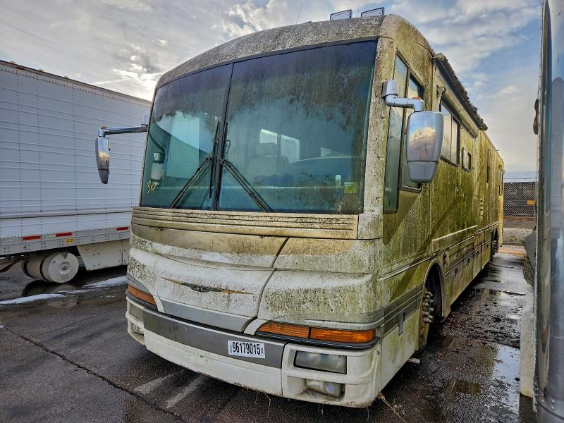 96179015 :رقم المزاد ، 4VZAT179XXC029230 vin ، 1999 Spartan Motors Motorhome مزاد بيع