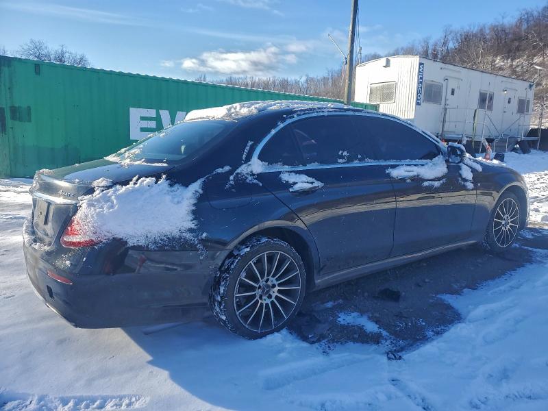 96600045 :رقم المزاد ، WDDZF4KB0JA338043 vin ، 2018 Mercedes-benz E مزاد بيع