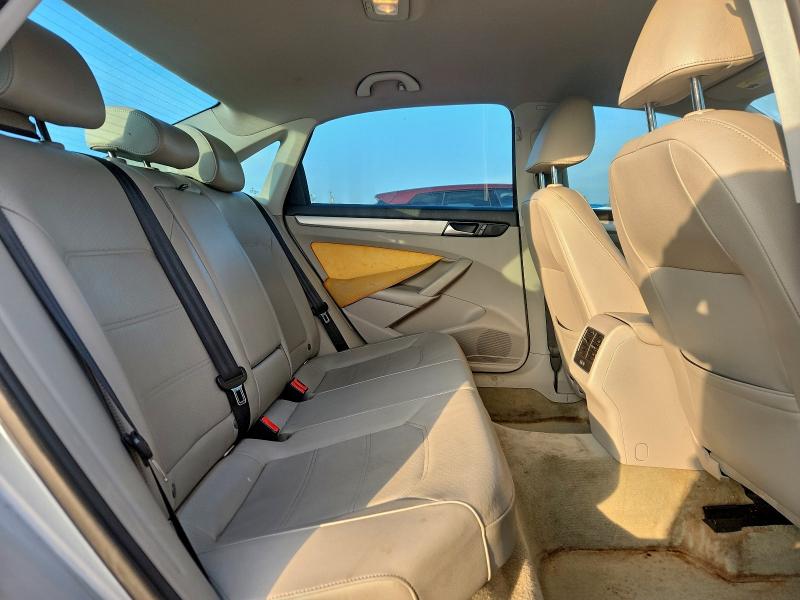 95415465 :رقم المزاد ، 1VWBH7A38DC130161 vin ، 2013 Volkswagen Passat مزاد بيع