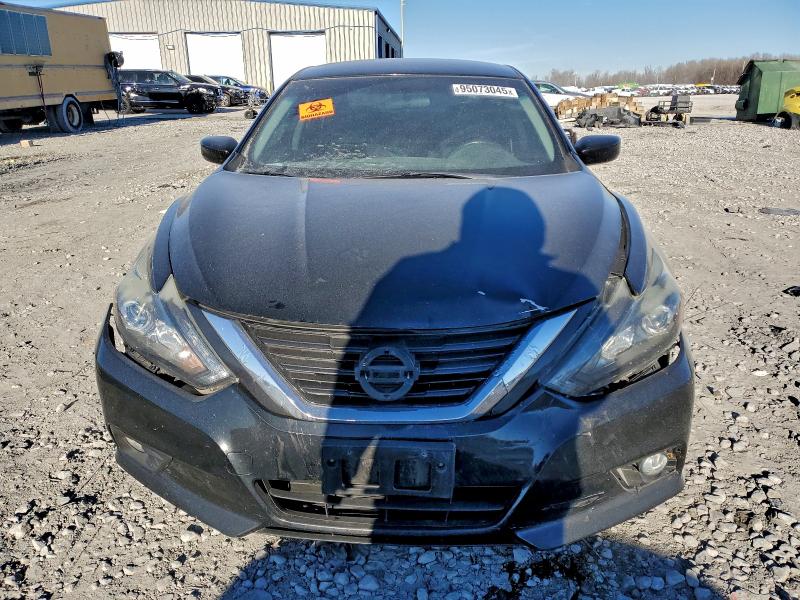 95073045 :رقم المزاد ، 1N4AL3AP1HC213404 vin ، 2017 Nissan Altima 2.5 مزاد بيع