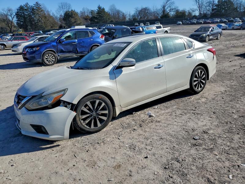 Продаж на аукціоні авто 2017 Nissan Altima, vin: 1N4AL3AP6HC154284, номер лоту: 45657656