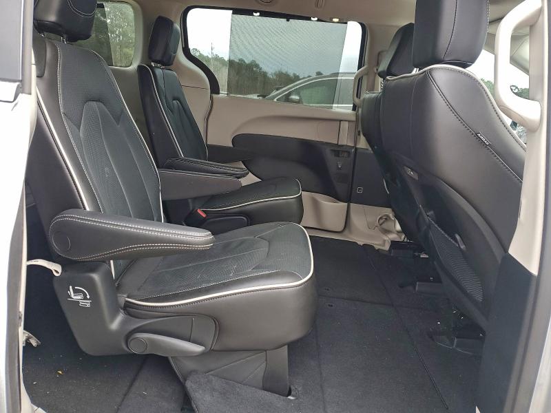 Продажа на аукционе авто 2023 Chrysler Pacifica, vin: 2C4RC1GG9PR597768, номер лота: 95566205