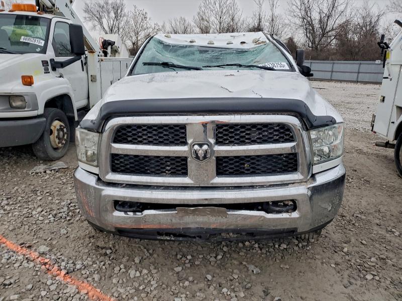 96138755 :رقم المزاد ، 3C63RRLL4HG560731 vin ، 2017 Ram 3500 مزاد بيع