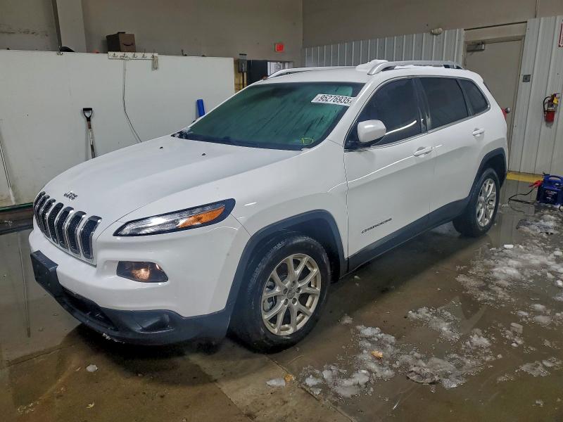 95276935 :رقم المزاد ، 1C4PJLCB0FW657560 vin ، 2015 Jeep Cherokee مزاد بيع