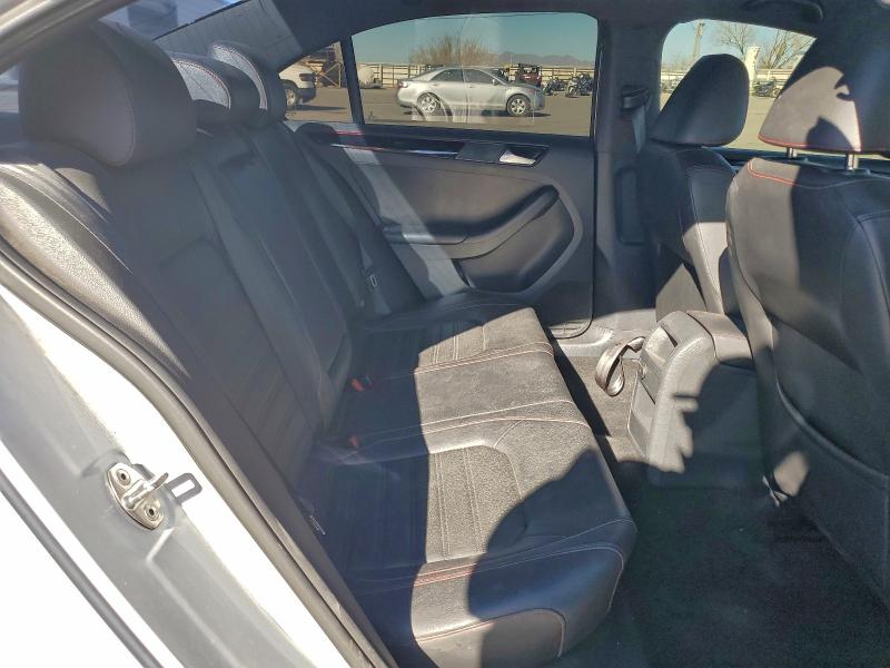 97630125 :رقم المزاد ، 3VW4T7AJ6HM345483 vin ، 2017 Volkswagen Jetta مزاد بيع