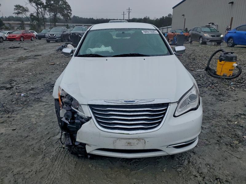 94913585 :رقم المزاد ، 1C3BC2FB3BN548279 vin ، 2011 Chrysler 200 مزاد بيع