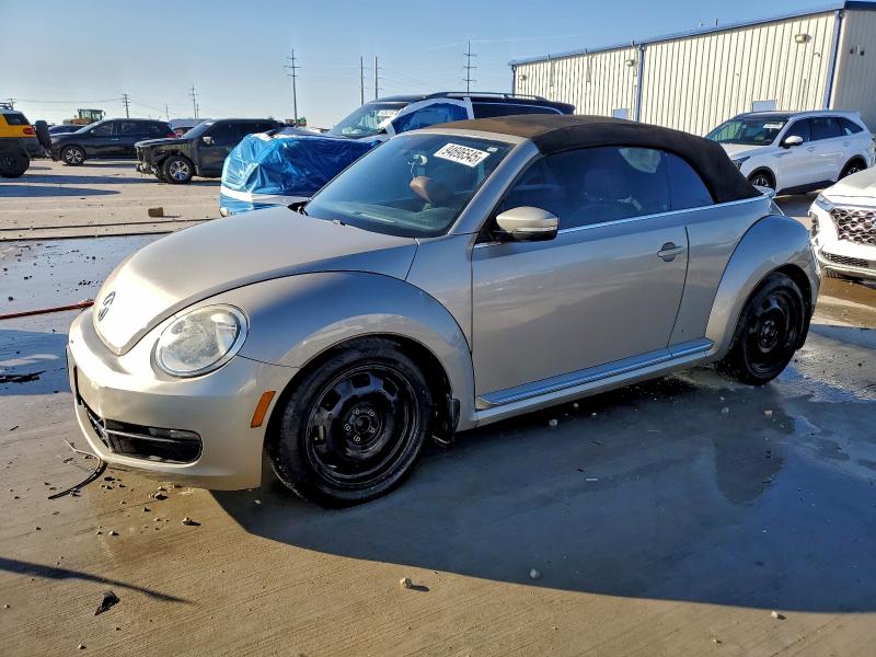 94696545 :رقم المزاد ، 3VW517AT8FM808362 vin ، 2015 Volkswagen Beetle 1.8 مزاد بيع