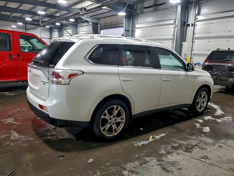 95331755 :رقم المزاد ، JA4JZ4AX2EZ001144 vin ، 2014 Mitsubishi Outlander مزاد بيع