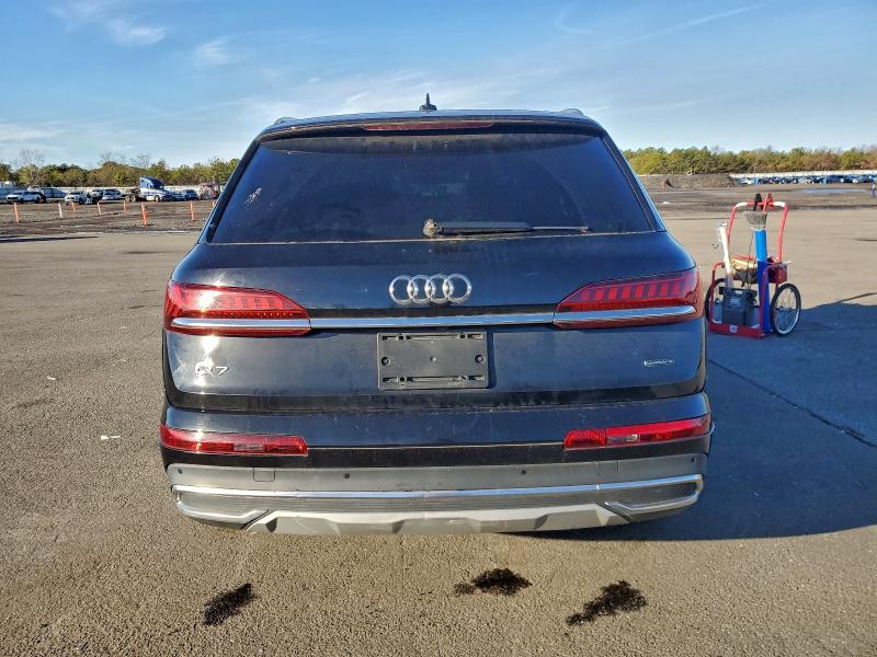 Продаж на аукціоні авто 2021 Audi Q7, vin: WA1LXAF76MD021351, номер лоту: 93586905