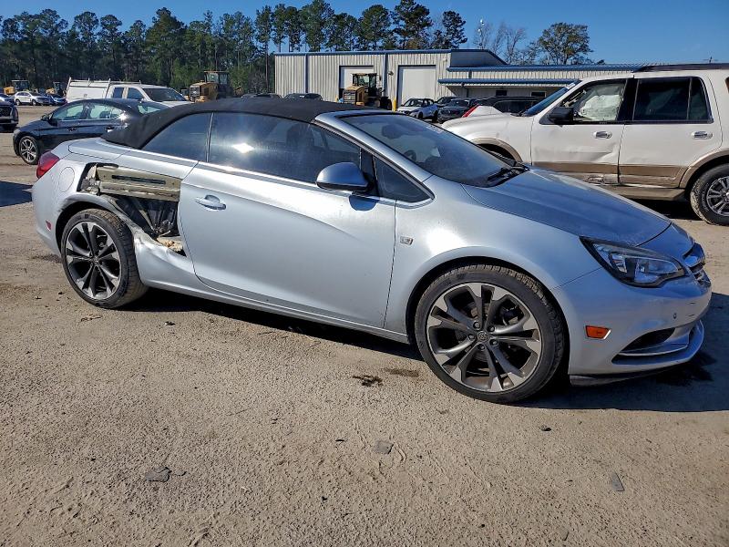 96091675 :رقم المزاد ، W04WH3N52HG032616 vin ، 2017 Buick Cascada مزاد بيع