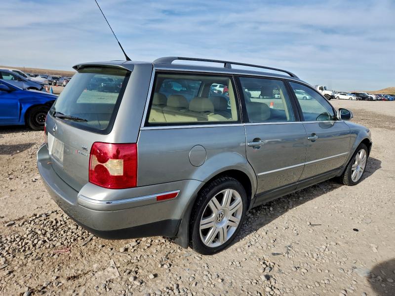 95780055 :رقم المزاد ، WVWYU63B15E106877 vin ، 2005 Volkswagen Passat مزاد بيع