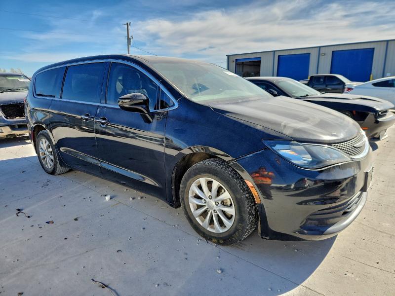 Продажа на аукционе авто 2017 Chrysler Pacifica, vin: 2C4RC1DG4HR519999, номер лота: 96497995