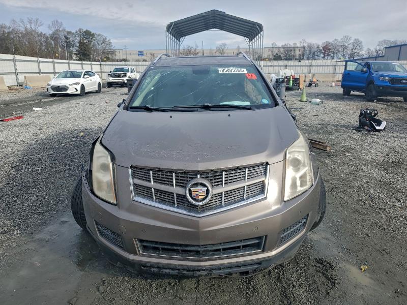 95005585 :رقم المزاد ، 3GYFNAEY3BS638636 vin ، 2011 Cadillac Srx مزاد بيع
