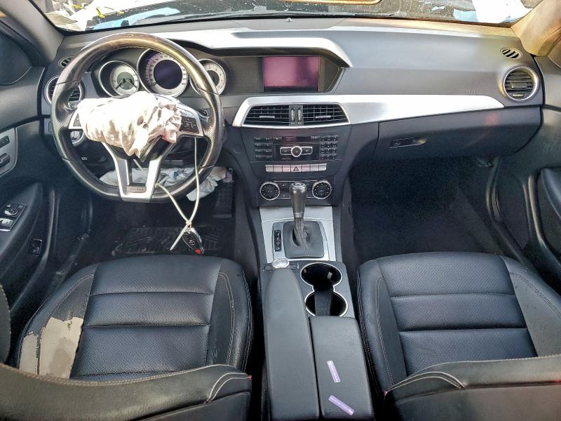 Продаж на аукціоні авто 2013 Mercedes-benz C, vin: WDDGJ4HB0DF977365, номер лоту: 94568975