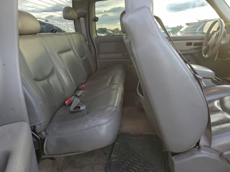 Aukcja sprzedaży 2003 Gmc Sierra, vin: 2GTFK69U731158258, numer aukcji: 96023815