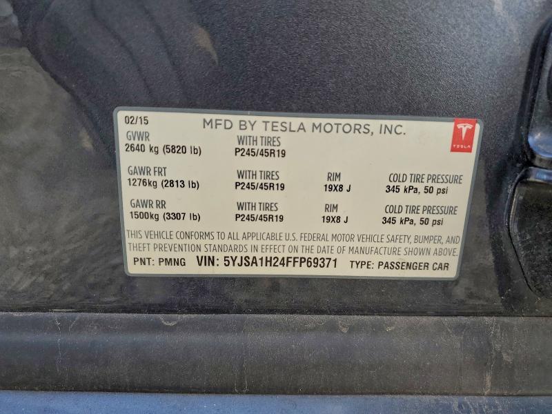 2015 Tesla Model S მანქანა იყიდება აუქციონზე, vin: 5YJSA1H24FFP69371, აუქციონის ნომერი: 95893645