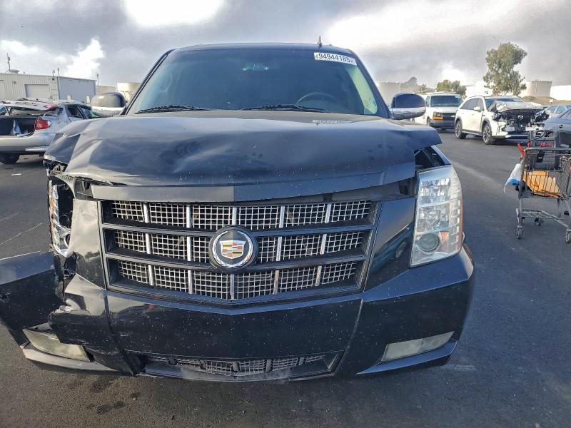 2014 Cadillac Escalade P მანქანა იყიდება აუქციონზე, vin: 1GYS4CEF5ER113919, აუქციონის ნომერი: 94944185