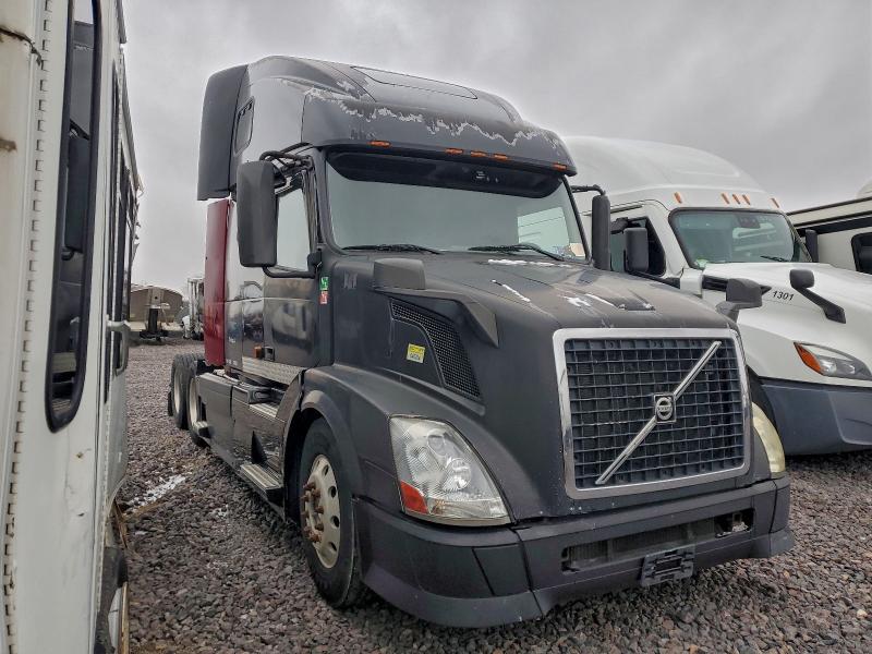 2006 Volvo Vn Vnl მანქანა იყიდება აუქციონზე, vin: 4V4NC9GH66N442911, აუქციონის ნომერი: 98238415