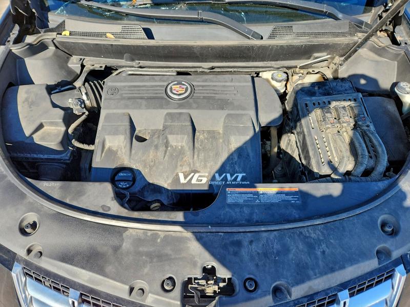 94822185 :رقم المزاد ، 3GYFNBE38FS555865 vin ، 2015 Cadillac Srx مزاد بيع