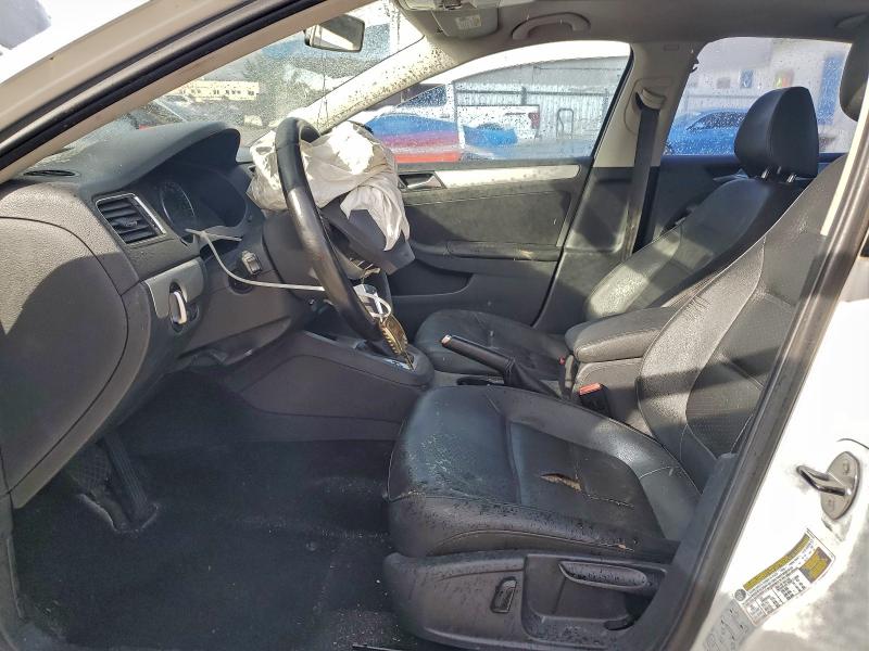 Продажа на аукционе авто 2013 Volkswagen Jetta, vin: 3VWDX7AJ2DM391083, номер лота: 94679725