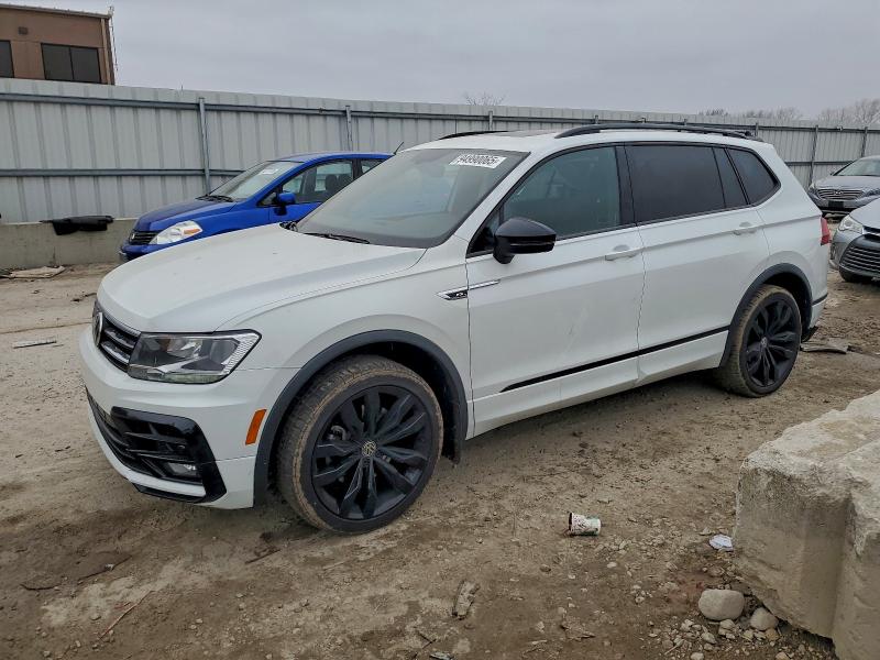 Продаж на аукціоні авто 2021 Volkswagen Tiguan, vin: 3VV2B7AXXMM030327, номер лоту: 94990065