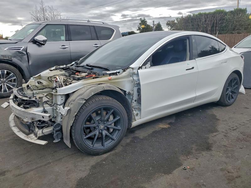 Auction sale of the 2020 Tesla Model 3, vin: 5YJ3E1EA1LF632839, lot number: 97291235