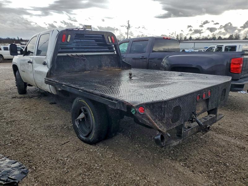 97097955 :رقم المزاد ، 1GD422CL9BF251463 vin ، 2011 Gmc Sierra مزاد بيع