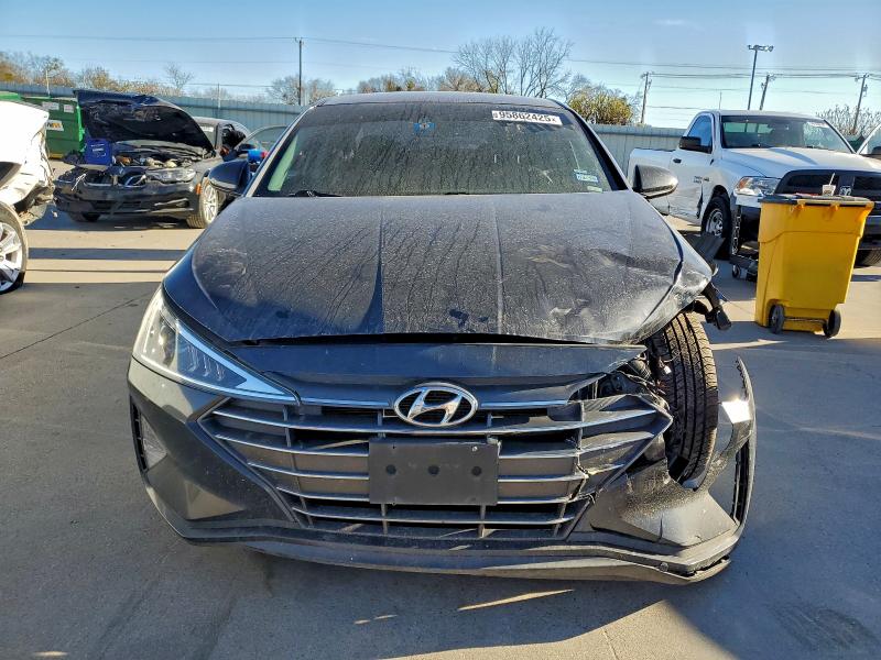 2020 Hyundai Elantra მანქანა იყიდება აუქციონზე, vin: 5NPD84LF7LH567752, აუქციონის ნომერი: 95862425